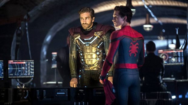 Jake Gyllenhaal y Tom Holland, en 'Spider-Man: Lejos de casa'